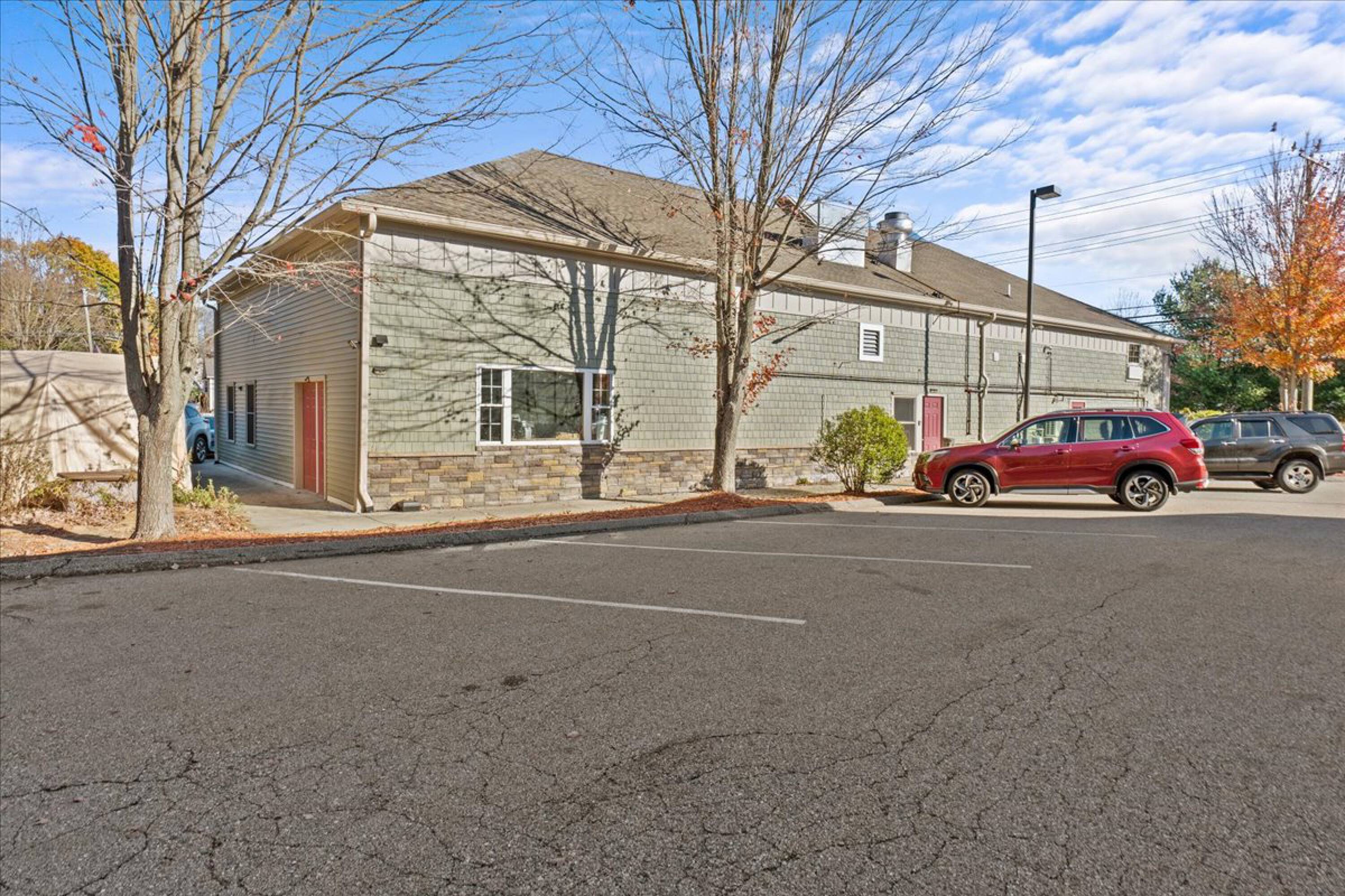 Commercial Property for Sale in East Hampton Connecticut 06424